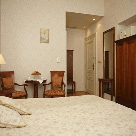 Ostoya Palace Hotel Krakau Zimmer foto