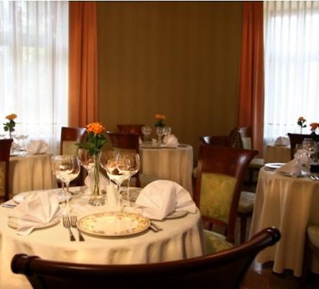 Ostoya Palace Hotel Krakau Restaurant foto